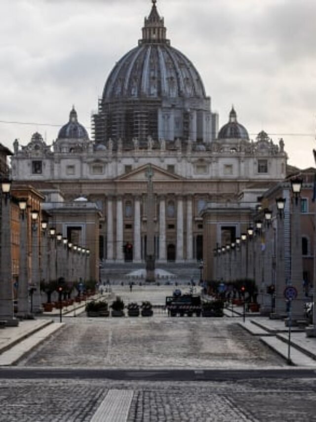 http___cdn.cnn.com_cnnnext_dam_assets_221005125102-st-peter-basillica-file-restricted