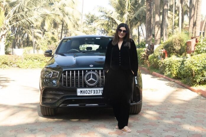 Sushmita Sen bought Mercedes car, see photos
